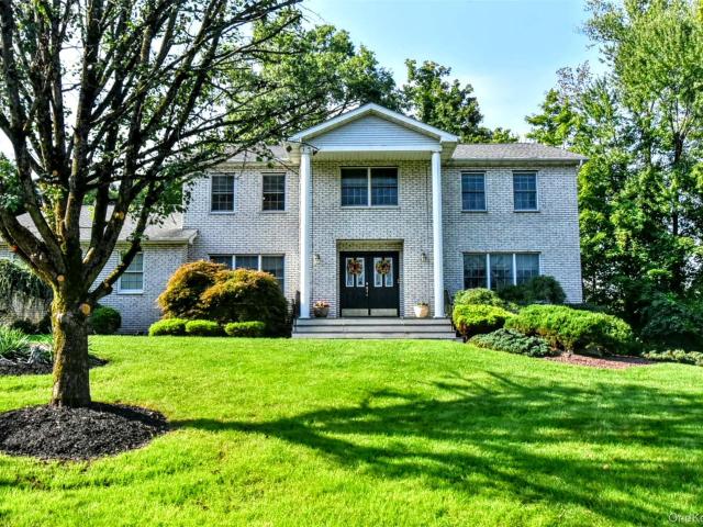 House for sale in Valley Cottage, Rockland County