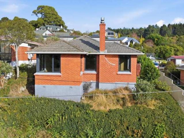 House for sale in Otakou