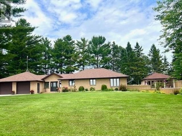 House for sale in Copper Cliff, Ontario