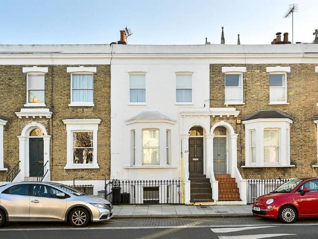 Apartment for rent in London Borough of Hammersmith and Fulham, Greater London