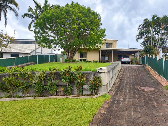 Apartment for rent in Carrara, Gold Coast City