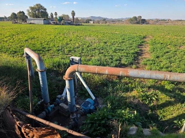 Farm for sale in Hartbeespoort Dam Nature Reserve, North West