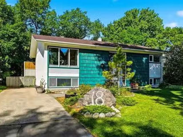 House for sale in East St. Paul, Manitoba