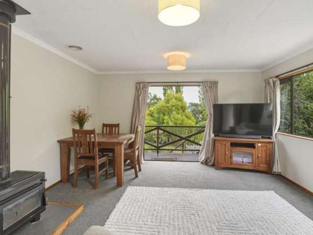 House for sale in Otakou