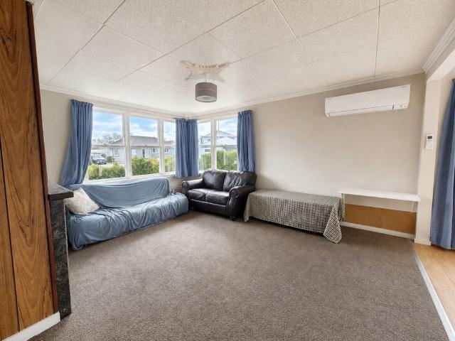 House for rent in Chaslands, Canterbury