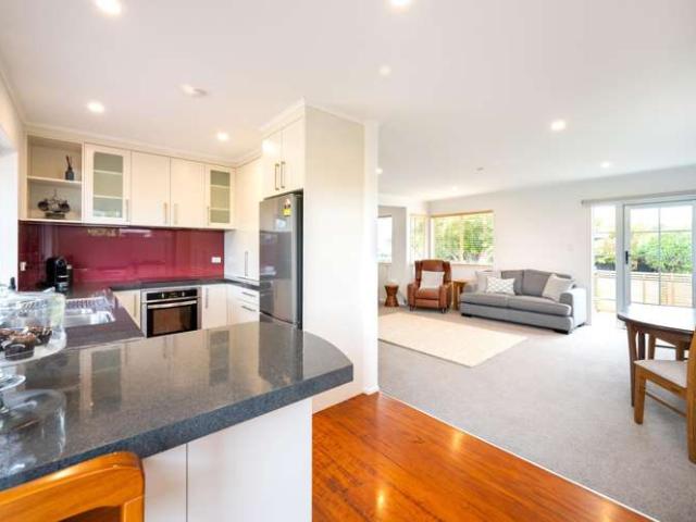 House for sale in Haumoana
