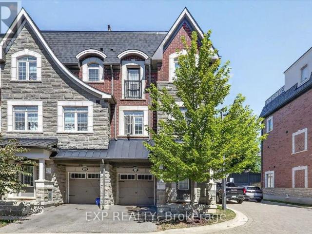 Townhouse for rent in Woodbridge, Vaughan