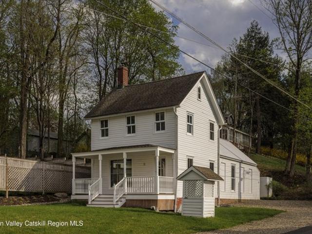 House for sale in Rhinebeck, New York