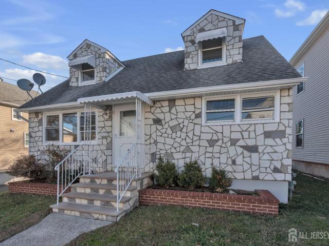 House for sale in Carteret, New Jersey