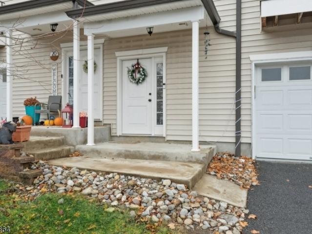 Townhouse for sale in Newton, New Jersey