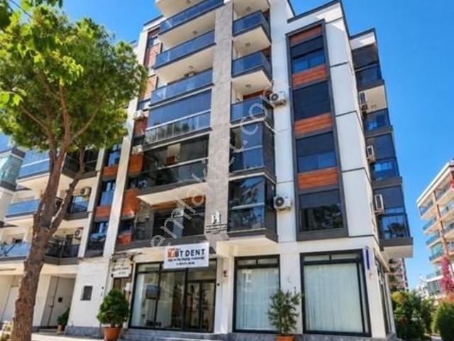 Karşiyaka, İzmir içerisinde satılık mülk