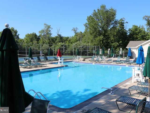 Townhouse for sale in Ringoes, New Jersey