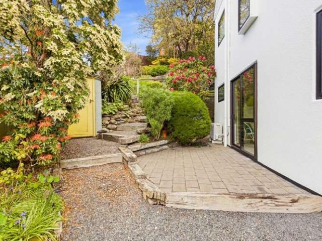 House for sale in Otakou