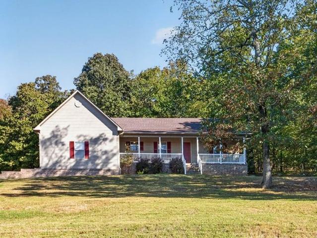 House for sale in Spring Valley, Cabot