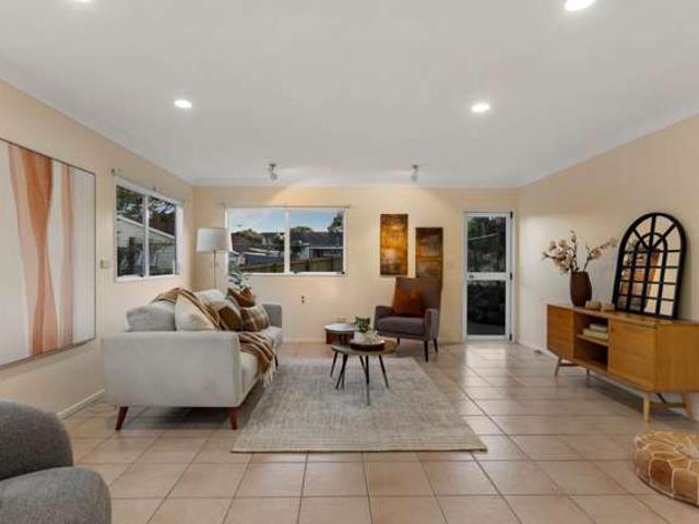 Townhouse for sale in Mount Wellington