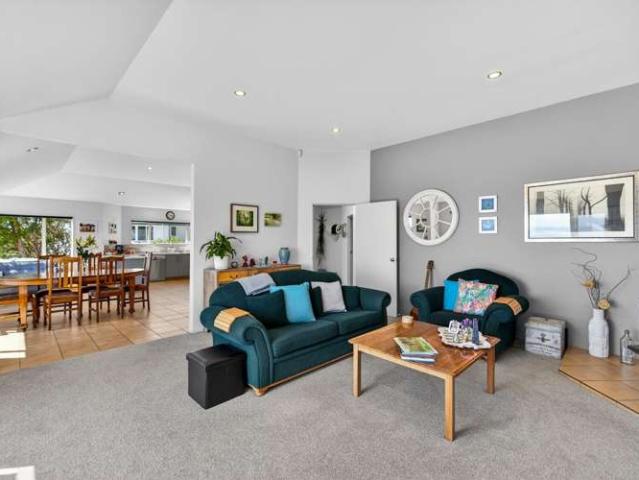 House for sale in Cable Bay, Nelson Bays