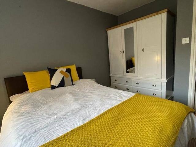 Room for rent in Honeywell, Barnsley