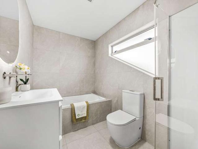 House for sale in Paremoremo