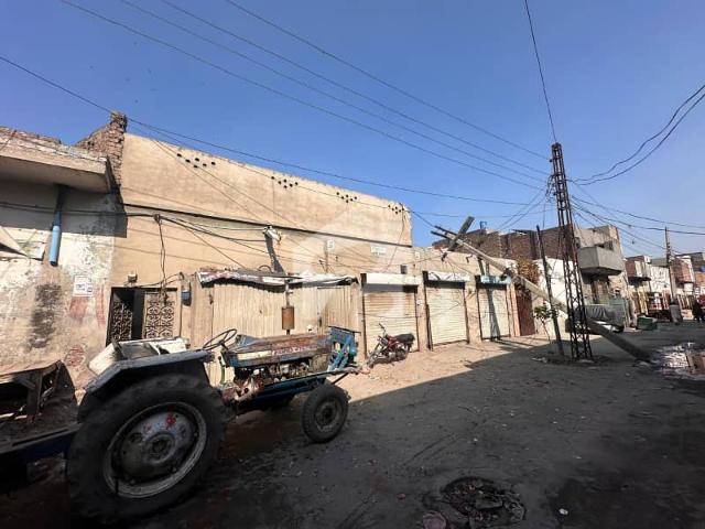 Building for sale in Faisalabad, Islamabad Capital Territory