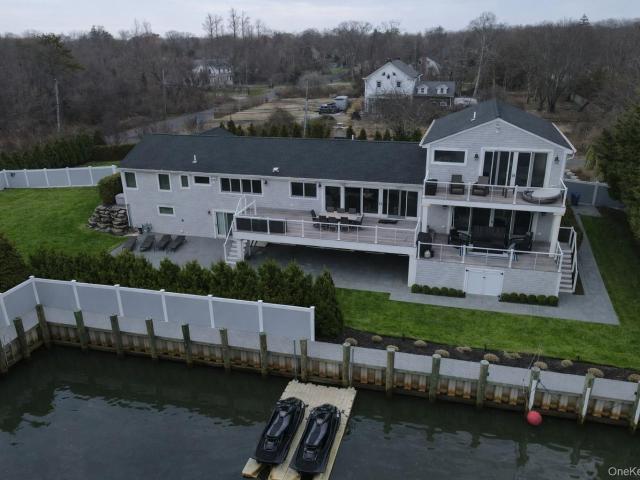 House for sale in Bohemia, New York
