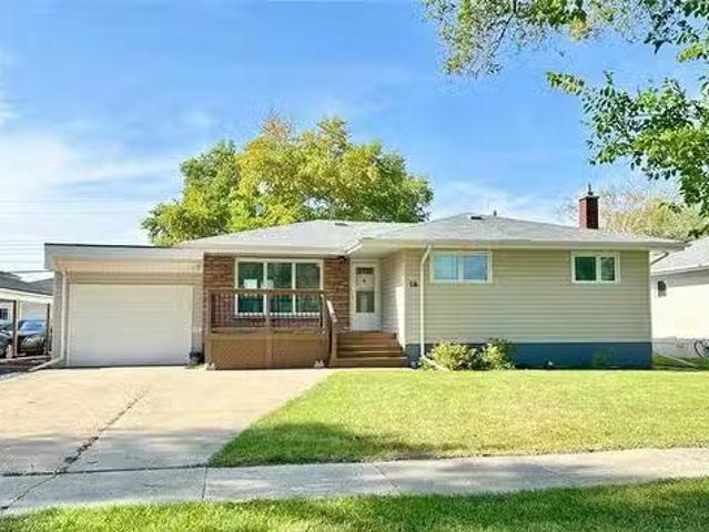 House for sale in East St. Paul, Manitoba