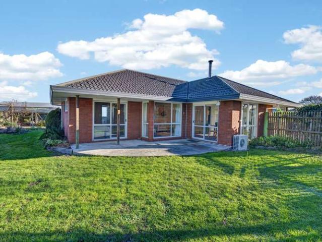House for sale in Charing Cross, Canterbury