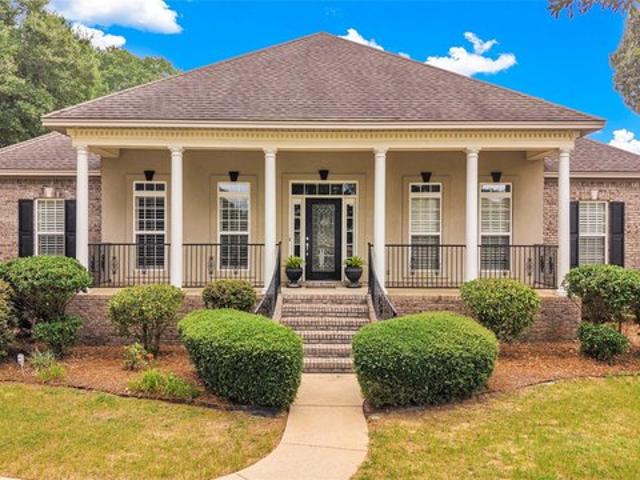House for sale in Elmore, Alabama