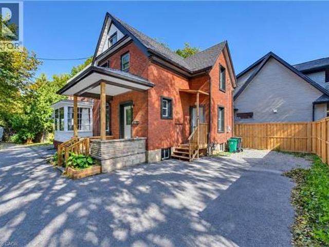 House for sale in Civic Centre, Kitchener