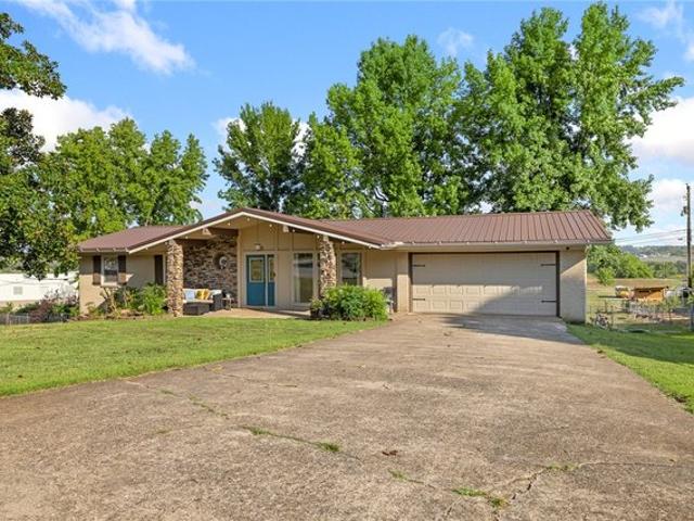 House for sale in Ark
