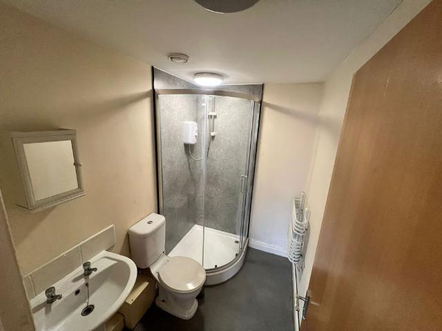 Apartment for rent in Outwood Gate, Bury