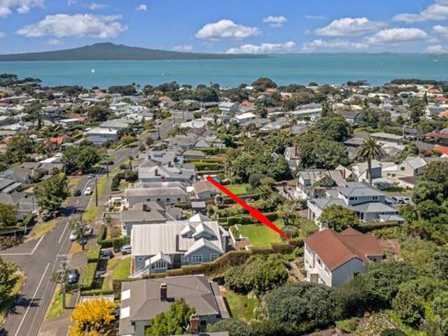 House for sale in Devonport