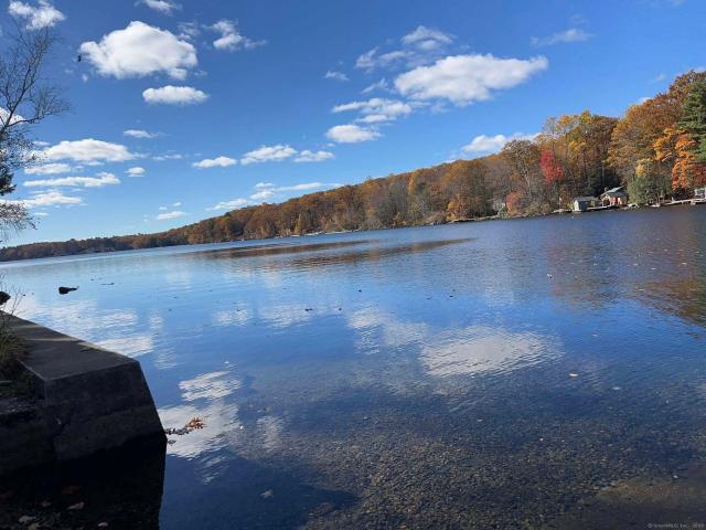 Property for sale in New Hartford, Connecticut