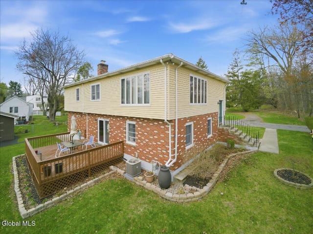 House for sale in Guilderland, New York