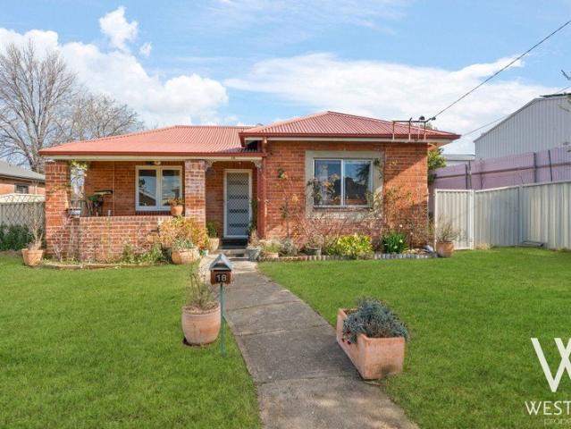 House for sale in Bathurst, New South Wales