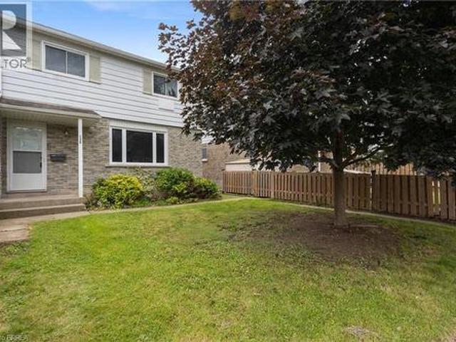 Townhouse for sale in Brantford, Southwestern Ontario