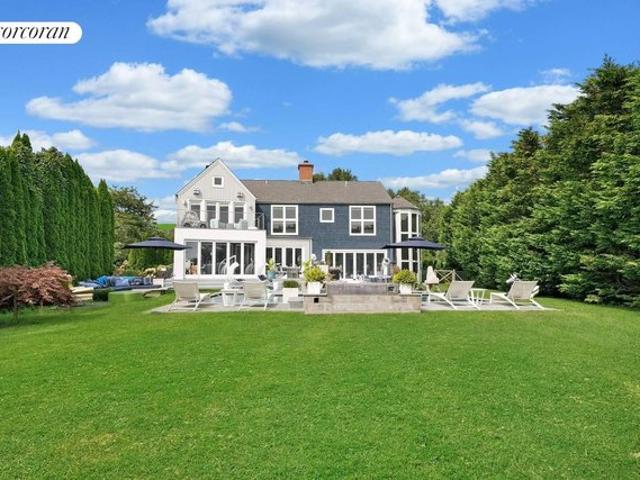 House for sale in Wainscott, New York