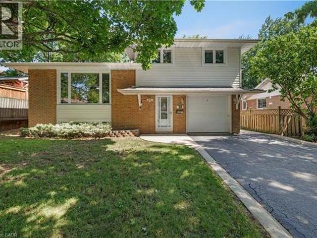 House for sale in Oakville, Ontario