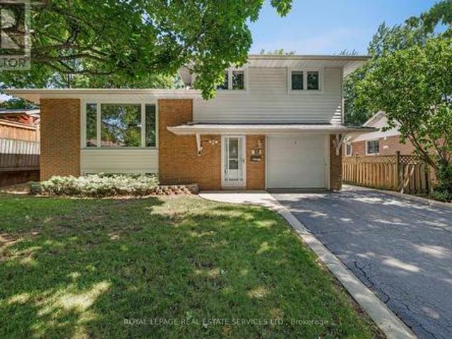 House for sale in Oakville, Ontario