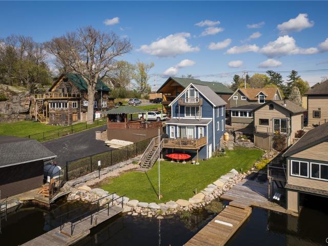 House for sale in Alexandria Bay, New York