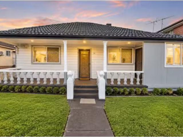 House for rent in Smithfield, Sydney