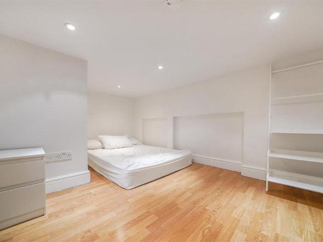 Apartment for rent in City of Westminster, Greater London