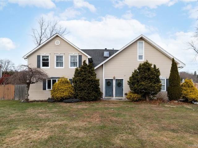 House for sale in Baldwin Place, New York