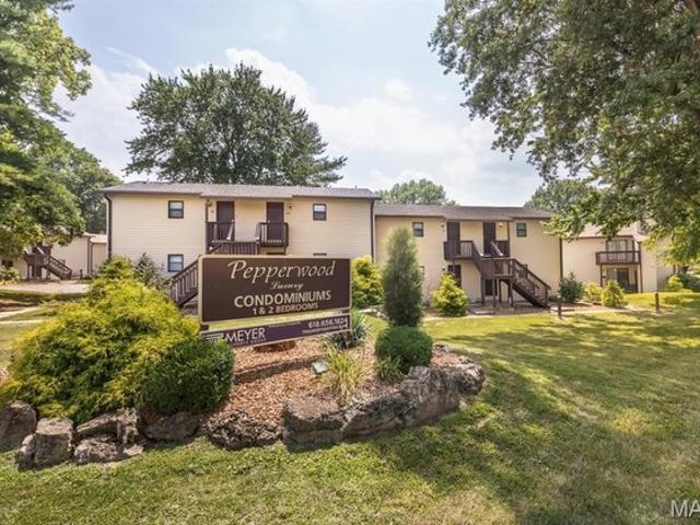 Condo for sale in Glen Carbon, Illinois
