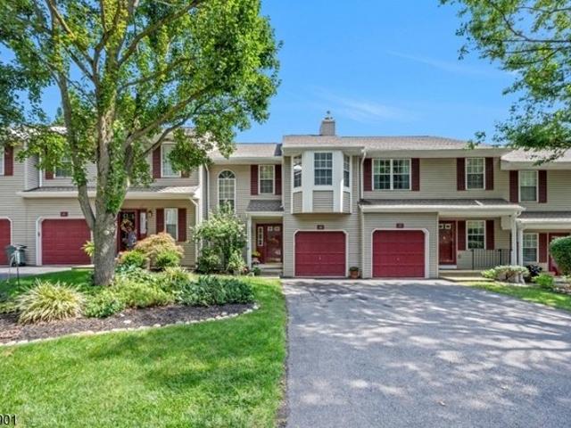 Condo for sale in Township of Washington, Bergen County