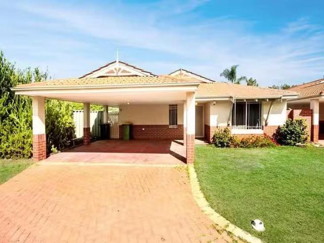 House for rent in Canning Vale, Western Australia