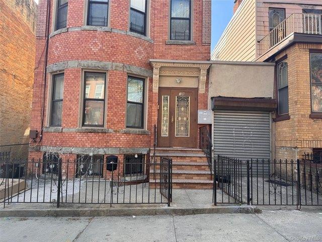 House for sale in Arverne, New York