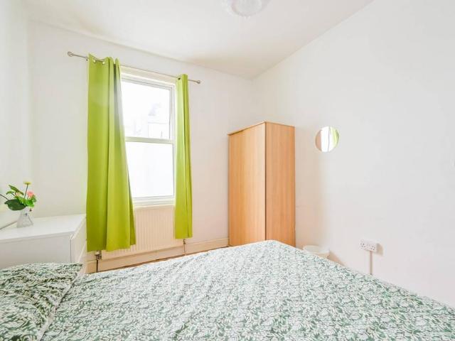 House for rent in London Borough of Tower Hamlets, Greater London