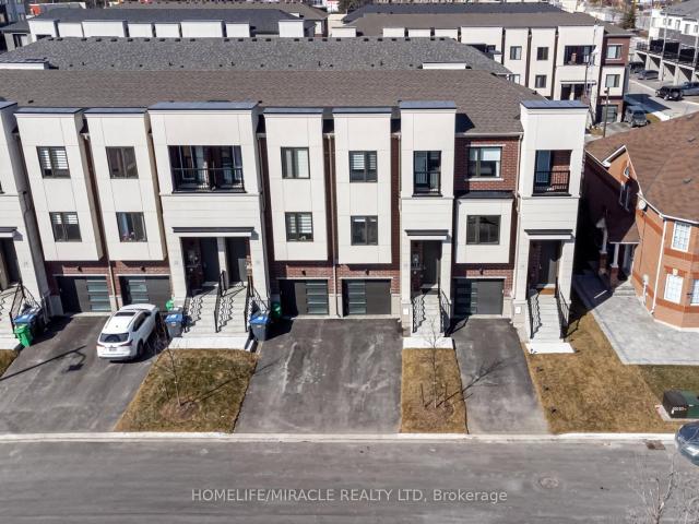 Townhouse for sale in Woburn, Ontario