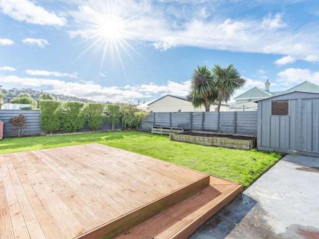 House for sale in Otakou