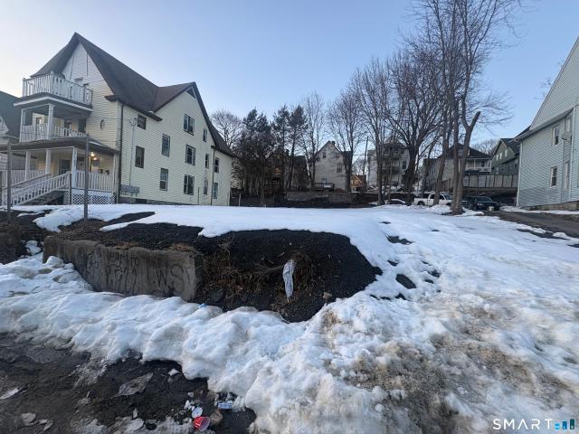 Land for sale in Waterbury, Connecticut